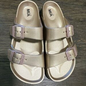 MIA Gold Kids Sandals with Pink Buckles